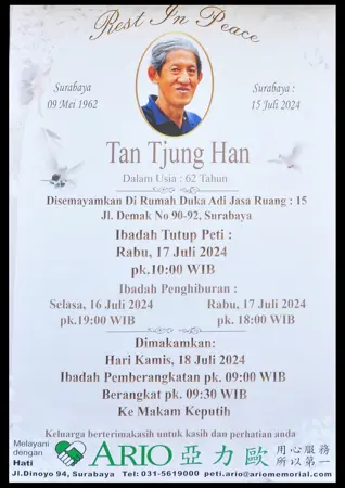 Tan Tjung Han first banner